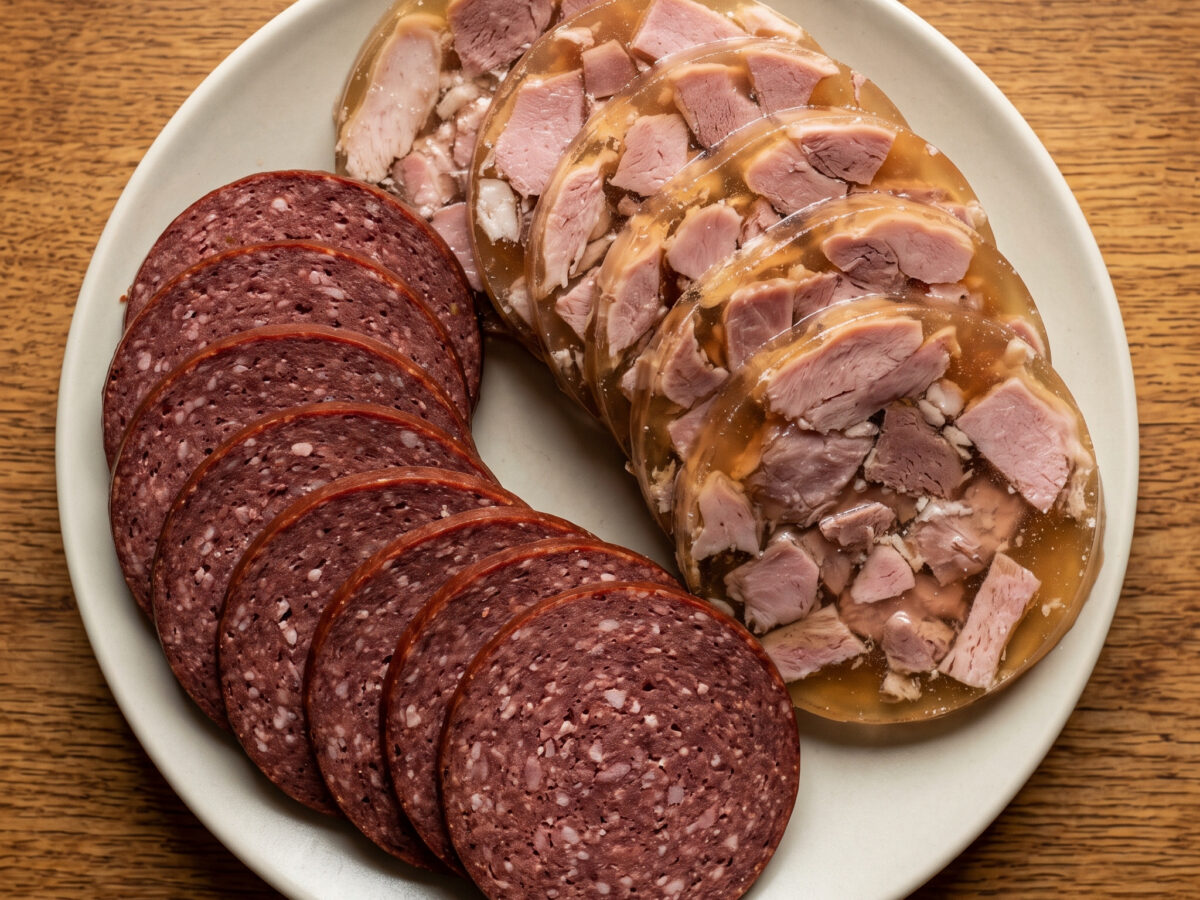 Altmärker Wurstplatte mit Rotwurst und Landsülze
