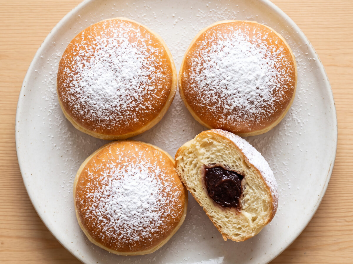 Berliner Pfannkuchen mit Pflaumenmus