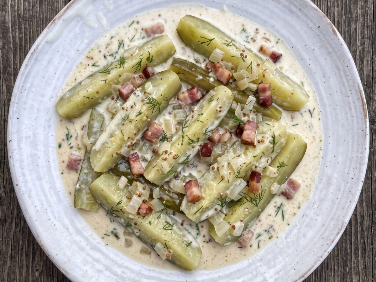 Cremige Schmorgurken mit Ziegenfrischkäse
