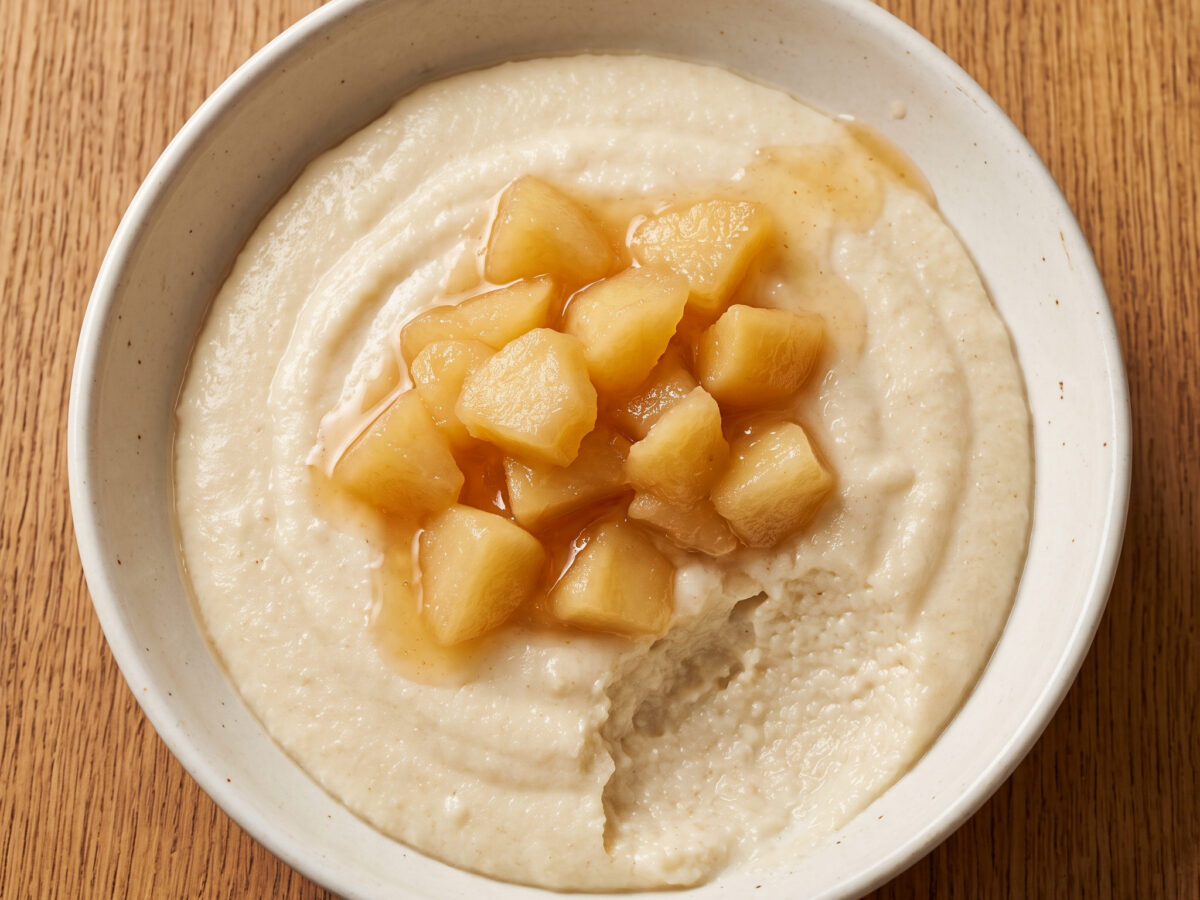 Grießbrei mit Apfelwein-Apfelkompott