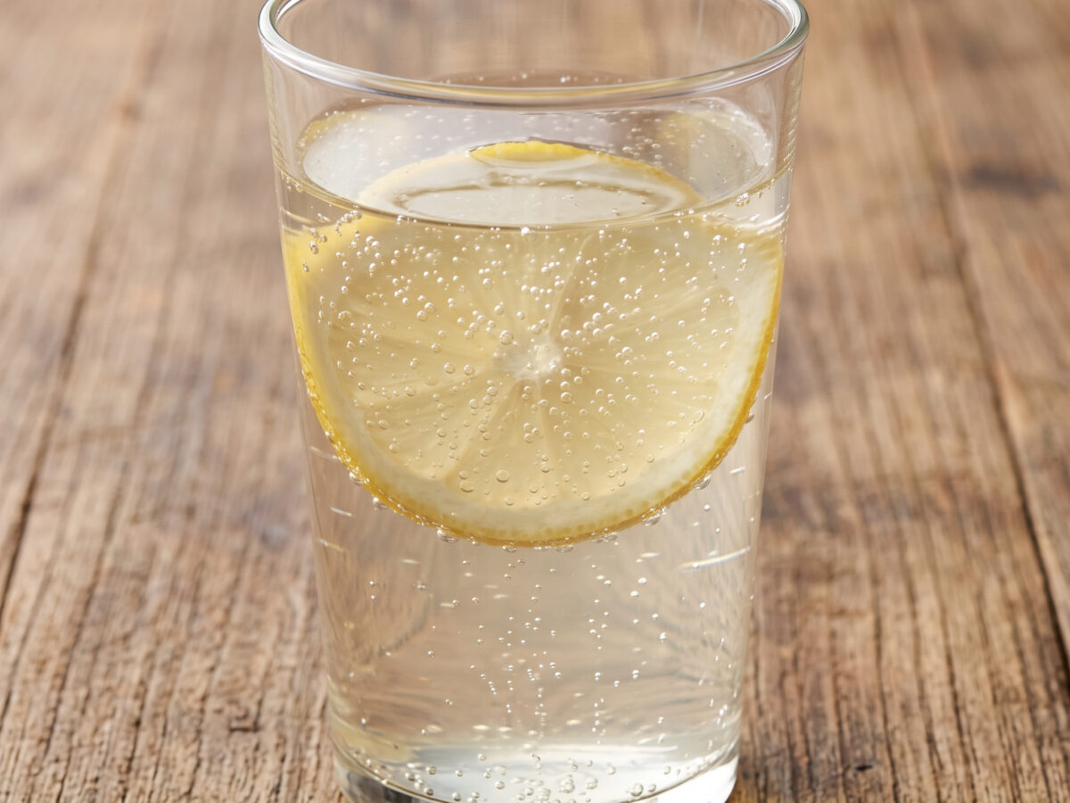 Holunderblütenlimonade