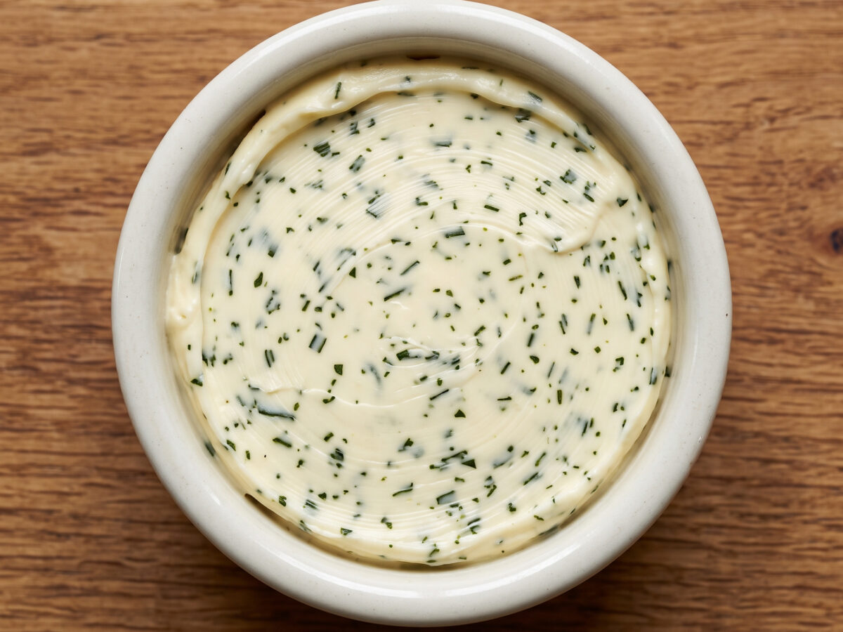Ostfriesische Wildkräuterbutter