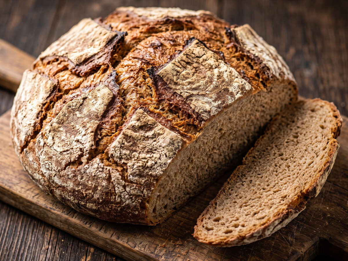 Pfälzer Bauernbrot mit Roggensauerteig