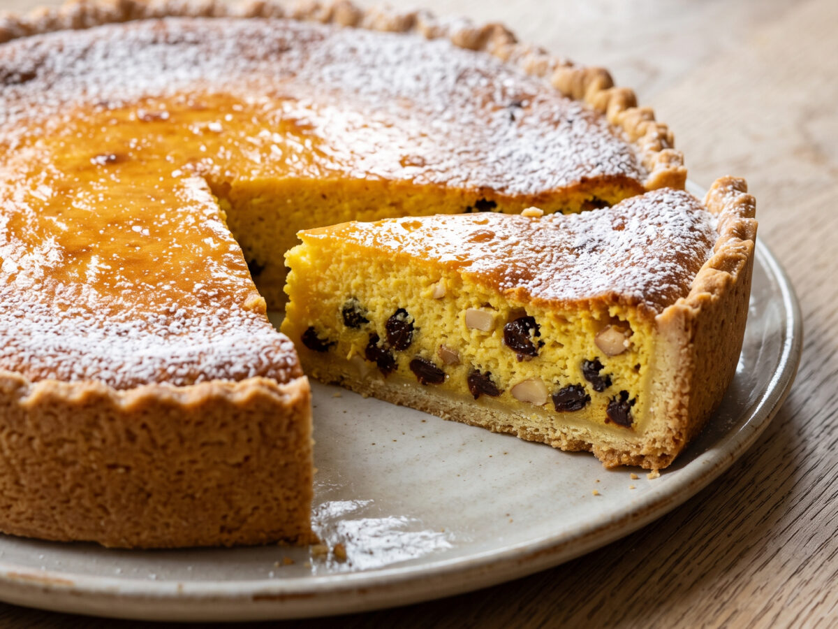Sächsischer Osterkuchen mit Korinthen und Safran