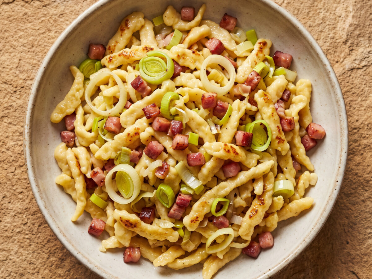 Spätzle mit Lauch und Speck