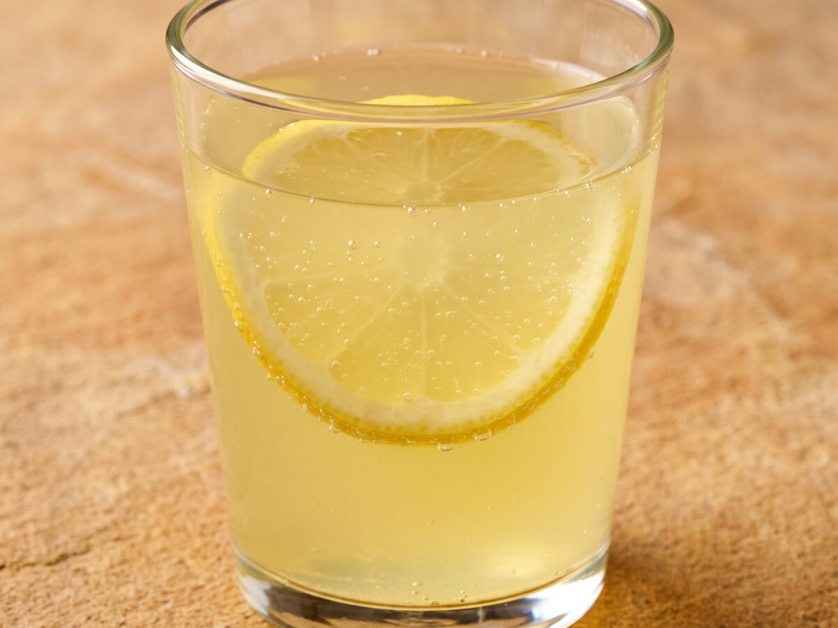Zitronen-Holunderblüten-Limonade